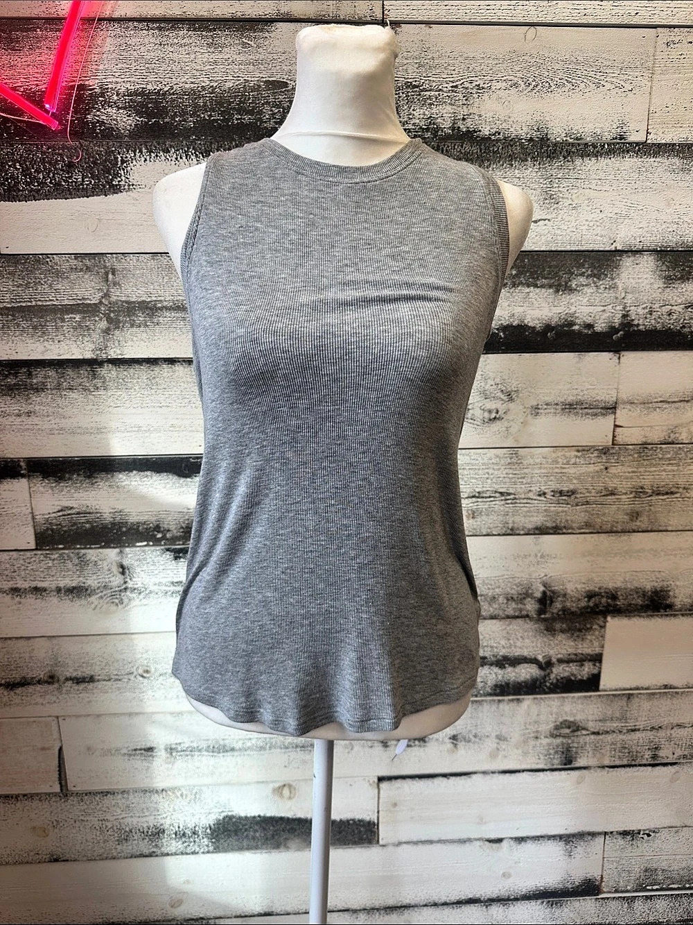 Athleta Gray Open-Back Tank Size XS